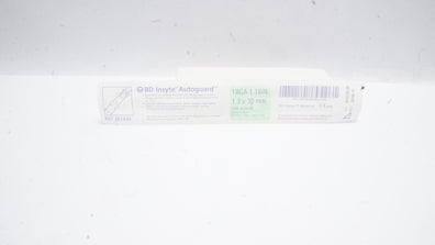 BD 381444 Insyte Autoguard 18Ga x 1.16inch (x)